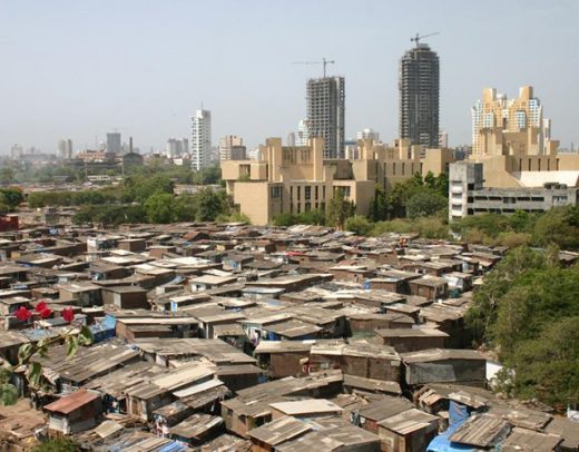 Slums und Luxus in Mumbai