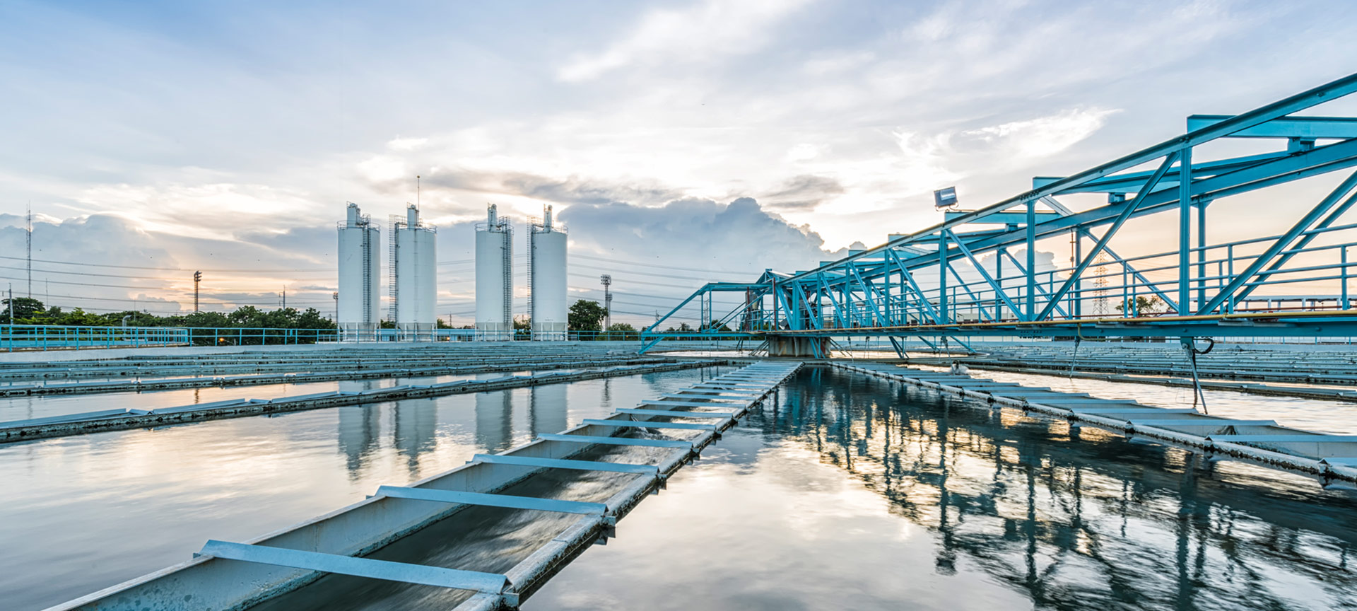 stage_large_watersupplies URBAN HUB