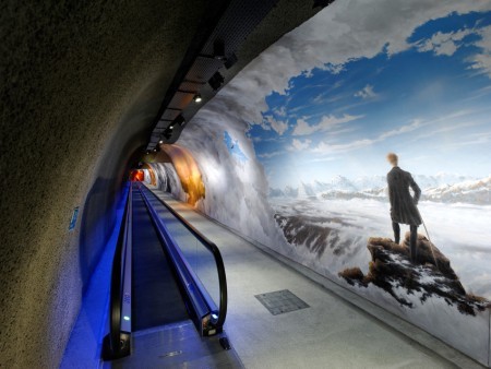 Jungfraujoch Moving Walks