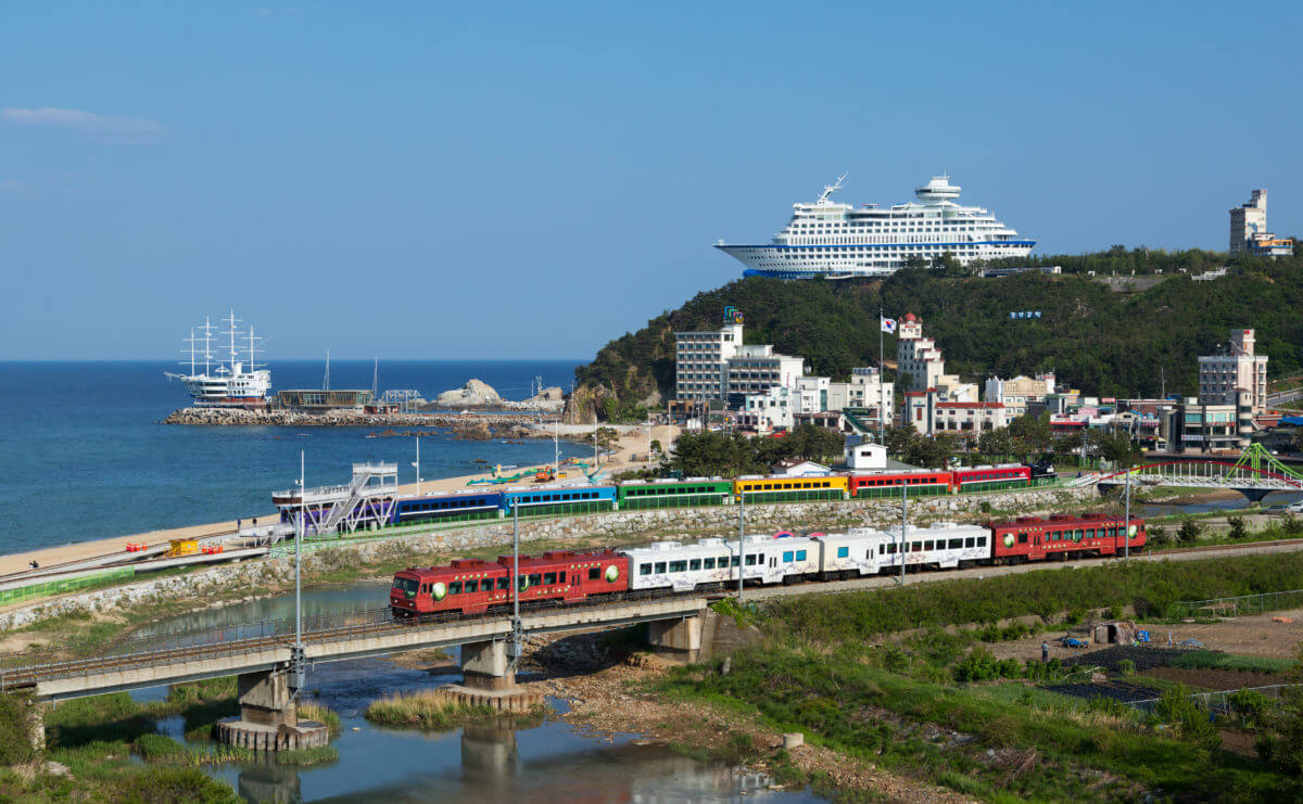 Cruise Resort